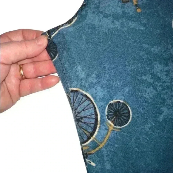 Lularoe TC‎ “unicorns” leggings bundle of 2pk! VGUC. Slight wear& pilling. - Picture 11 of 13